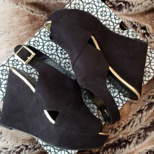 Nicole by Nicole Miller Black Ursula Wedge